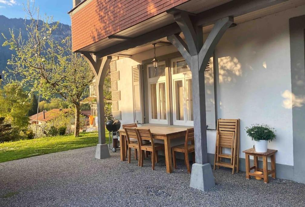 Chalet Mignon - Your Vacation Oasis At Lake Brienz Bonigen Luaran gambar